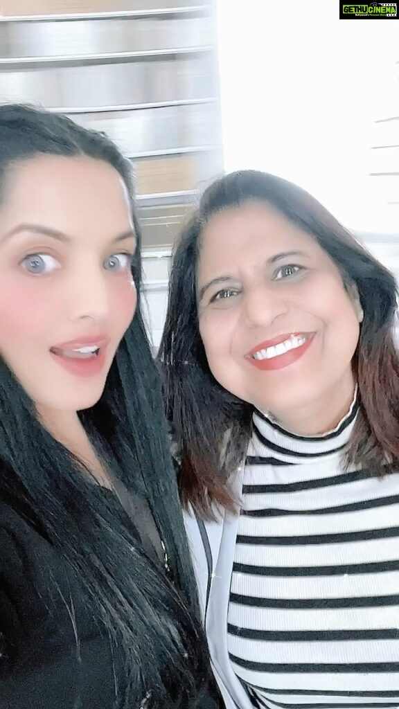 Celina Jaitly Instagram - Happy Birthday my sweetest darling Masi ( aunt) @sabita7545 !! You are such an inspiration… Former Indian army… Doctor .. Medical researcher and bad ass aunt and glamour .. All rolled into one .. Love you to the moon and back !! Miss you !! Love you 😘 #auntsofinstagram #happybirthday #armydoctor #masi #celina #celinajaitly #celinajaitley #bollywood #myaunt Admont Monastery Library