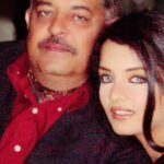 Celina Jaitly Instagram - Happy Birthday in Heaven once again !!! Miss you every single day ….. You used to sing this song so well dad … this one is for you….. Colonel VK Jaitly, SM Kumaon Regiment #armydad #happybirthdaydad #dad #missyoudad #celina #celinajaitly #celinajaitley #armyfamily #prouddaughter #birthdayinheaven #kumaonregiment #indianarmy #fatherdaughter