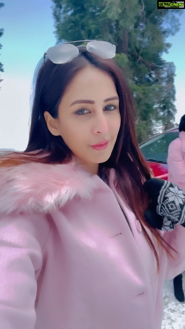 Chahatt Khanna Instagram - Life .. goes on .. 🌤
