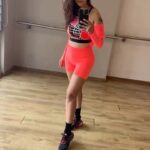 Chahatt Khanna Instagram - 90’s fav no #bollywood #reels #chahattkhanna #reelsinstagram