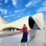 Chahatt Khanna Instagram - Last day in the city of winds … Outfit- @ammarzofashion #baku #chahattkhanna #travel #indian #holiday #vaccay #city Heydar Aliyev Center