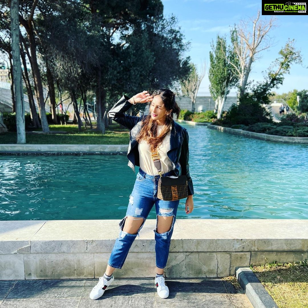 Chahatt Khanna Instagram - Time is precious ! @ammarzofashion #leatherjacket #ammarzo #denims #ammarzo #tshirt #ammarzo #headtotoe #ammarzogirl #travelling #travel #azarbaijan #beautiful #chahattkhanna #sunshine #indan Baku, Azerbaijan