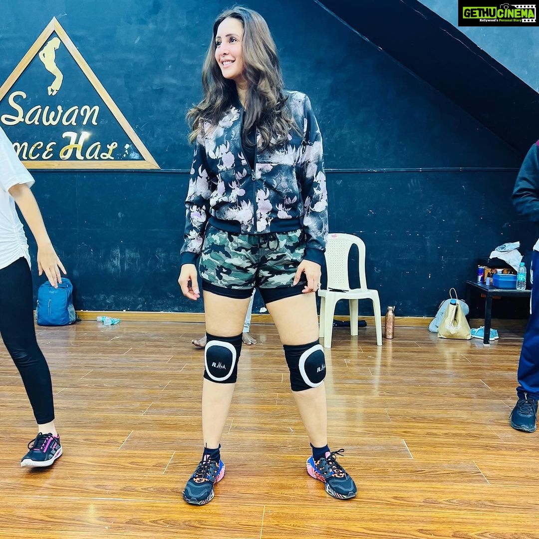 Chahatt Khanna Instagram - You never know which level you’ll reach until you push yourself … #dance #rehearsal #chahattkhanna #practice #preparing