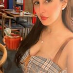 Chahatt Khanna Instagram - Summer vibe ! @ammarzofashion #fashion#ammarzofashion #ck #chahatkhannna #shortskirt #studio #bts #reelkarofeelkaro