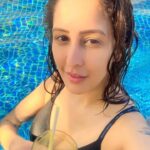 Chahatt Khanna Instagram - Water baby 🦀 #cancer #water #pool #vacation #chahattkhanna #beach #maldives