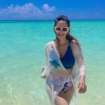 Chahatt Khanna Instagram - Just for fun .. #reelsinstagram #reelitfeelit #ckreels #maldives #chahattkhanna #holiday #vibe #vacationvibes