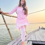 Chahatt Khanna Instagram - First day of my forthcoming film shoot in beautiful Banaras #cinema #film #indian #indiangirl #ganga #boat #gangaghat #banaras #chahattkhanna #movie #work #shoot #actormode #backtoroots #sunset Varanasi, India