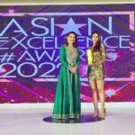 Chahatt Khanna Instagram – Thanks @asianexcellenceawards for the Rising entrepreneur of the year award .. this is the 3rd one in the row .. so so gratified ! @ammarzofashion this is for you ♥️ 
Outfit @ammarzofashion #entrepreneur #chahattkhanna #risingentrepreneur #awardnight #success #hardwork #womenempowerment #womenentrepreneurs #singlemom #bussinesswomen #fashion #fashionbusiness