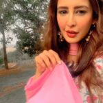 Chahatt Khanna Instagram – Happiness 🌸#chahattkhanna #digitalinfluencer #contentcreator #influencer #reelitfeelit #reelsinstagram #indian #indianoutfit #makeup #reelkarofeelkaro