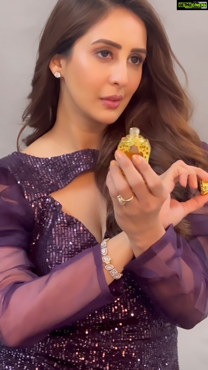 Chahatt Khanna Instagram - Bloom where you are planted… Outfit- @ammarzofashion #redcarpet #chahattkhanna #ammarzo #exclusivecollection #fashionstyle #sustainablebrand #awardedbrand #ammarzofashion India