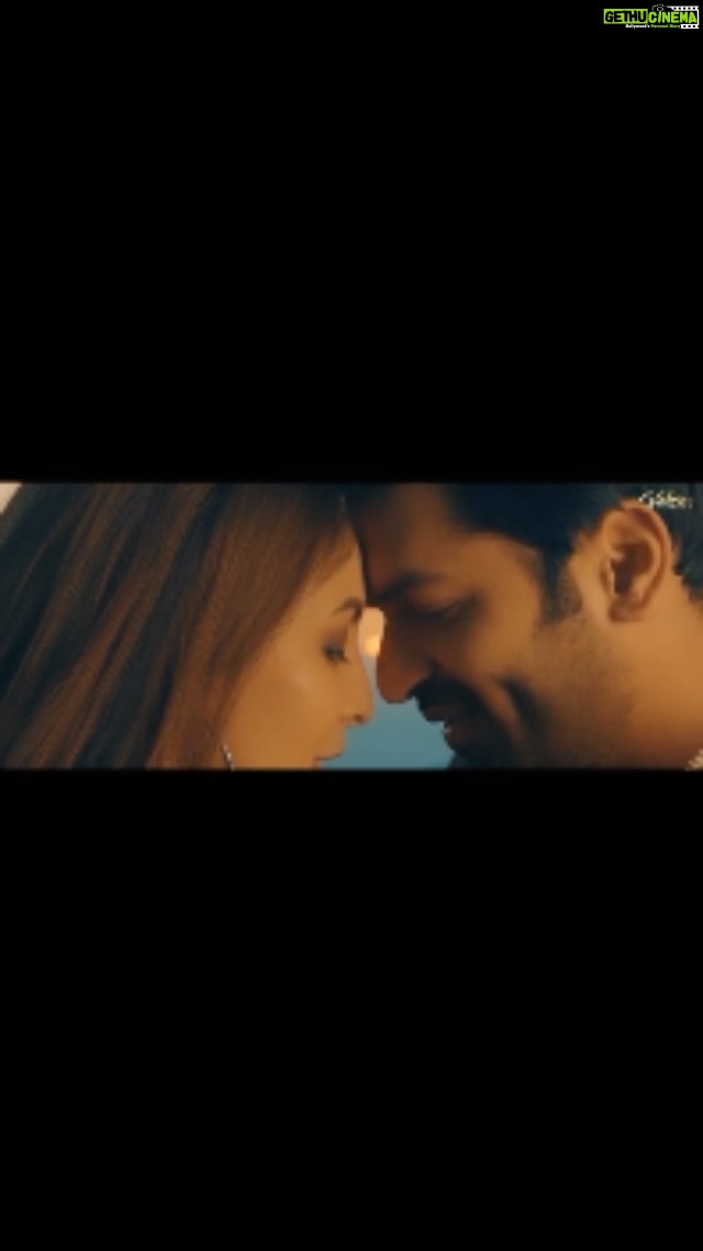 Chahatt Khanna Instagram - Finally the teaser is out .. @celebrinorecords @deepmoneyofficial @rohan_gandotra