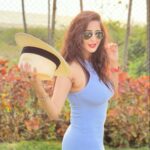 Chahatt Khanna Instagram - Rich is the person who’s soul is nurtured by nature,kids and animals , there isn’t any better prayer or practice then helping and sharing ❤️🌙☀️💎🌈 #ck #nature #beauty #beautifulnature #sunshine #chahattkhanna Goa, India