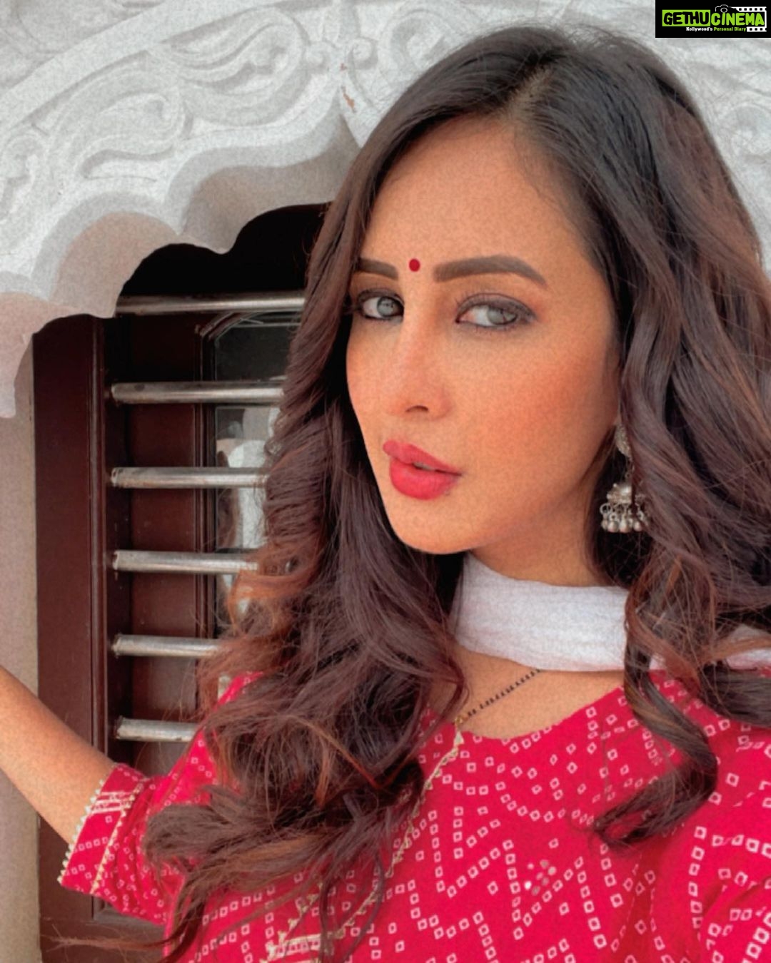 Chahatt Khanna Instagram - Gujarat evenings … Halol