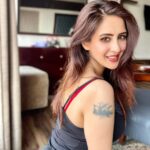 Chahatt Khanna Instagram - 🥥 India