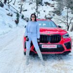 Chahatt Khanna Instagram - Took this beauty for a drive through the snow, from Chandigarh to Shimla and back, and i must say this is the combination of beauty and beast come together ! What a brilliant machine. @bmwindia_official #x5mcompetition #carblogger #ck #bmw Narkanda - The Heaven on Earth