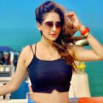 Chahatt Khanna Instagram - Fly away Sea mist 🌊 🦋 #chahattkhanna #sea #nature #love