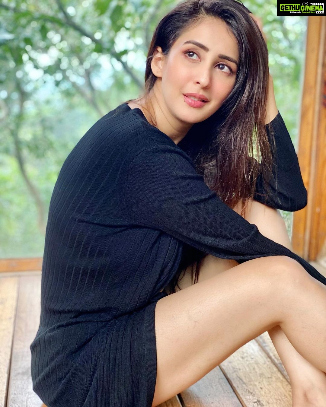 Chahatt Khanna Instagram - Empower your self..