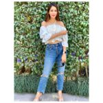 Chahatt Khanna Instagram - The less I care the more im happier #denim #croptop #naturallight #socialmediamarketing #influencer #blogger #fashionblogger #beautyblogger #travelblogger #chahattkhanna #casual #indian #girl The Roseate New Delhi