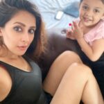 Chahatt Khanna Instagram - Iti si khushi 🍭🍫🌈 #momanddaughter #princess #babygirl #mothers #mumof2 #chahattkhanna #zoharr #singlemom #ManyWaysToCare