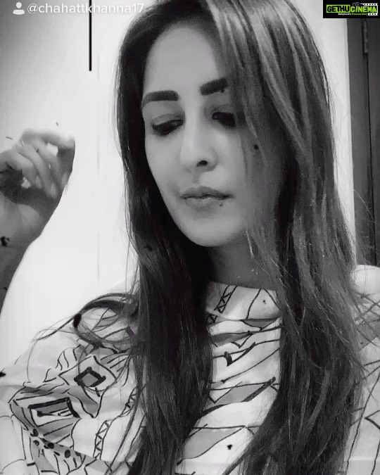 Chahatt Khanna Instagram - The Old school me #chahattkhanna #tiktok