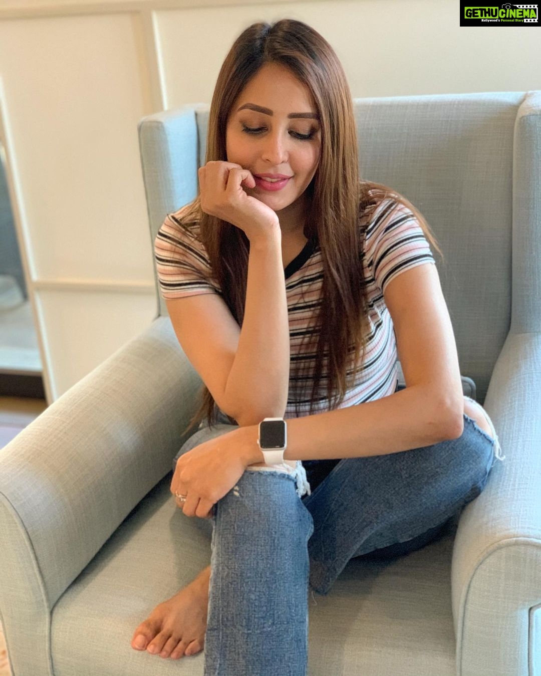 Chahatt Khanna Instagram - In love with love 💕