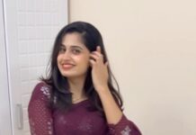 Chaitra Rai Instagram - #abbanitiyyanidebba #meghastar #chiranjeevi #sridevikapoor #sridevi #jagadekaviruduathilokasundari #dance #mood #oldisgold #trending #viral #trendingnow #trendingreels #reelitfeelit #reelinstagram #reelindia #timepass #sareelove #sareefashion #thankful #chaithrarai17