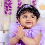 Chaitra Rai Instagram - 💜🧿 @nishkashetty_official 📸: @tirokiddography 😍 #baby #babygirl #photooftheday #photoshoot #trending #reels #trendingreels #music #bgm #little #angel #purple #mangalore #karnataka #udupi #hyderabad #muscat #thankful #nishkashetty #chaithrarai17 Mangalore, Karnataka, India