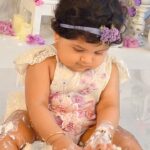 Chaitra Rai Instagram - 😘🧿 #reelsinstagram #cakesmashing #reels #cakesofinstagram #trending #babyreels #explore #babygirl #turnedone #mangalore #hyderabad #udupi #muscat #nishkashetty #thankful #chaithrarai17