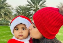 Chaitra Rai Instagram - ❤️🤶😘🧿 @nishkashetty_official #little #littlesanta #blessed #outdoor #outdoorphotography #momanddaughter #christmas #red #outfit #santaclaus #angel #cutiepie #photooftheday #merrychristmas #thankful #nishkashetty #chaithrarai17