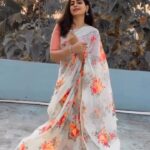 Chaitra Rai Instagram - 💛✨💖 Saree: @stich_by_trend #tumtum #trending #tumtumsong #viralreels #viralsong #actor #dancechallenge #dancevideo #saree #tumtuminsarees #reels #trend #reelsinstagram #thankful #chaithrarai17