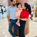 Chaitra Rai Instagram - Happy birthday to my one and only ♥Thanks for being my soulmate and best friend.. Here’s to making a lifetime of memories together- Happy Birthday ♥💐🧿👨‍👩‍👧 @prasannashetty17 @nishkashetty_official ♥ #happy #happybirthday #happyday #wethree #together #forever #husbandandwife #baby #babygirl #blessed #life #lesson #trending #reelsinstagram #trendingreels #reelitfeelit #reelkarofeelkaro #reelsindia #couplereels #song #thankful #prasannashetty17 #nishkashetty #chaithrarai17