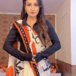 Chhavi Pandey Instagram - #aajkagyaan #instagood #instareels #reelitfeelit #reelkarofeelkaro #comedy #funnyreels #trending #trendingreels 😁