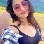 Chhavi Pandey Instagram - #wanderlust #naturelover with my favourite travelling partner #angel #somewhereontheearth ❤️🥰
