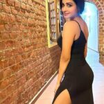 Chhavi Pandey Instagram - 🖤