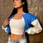 Chhavi Pandey Instagram - “Admire someone else’s beauty without questioning your own”. 💙