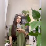 Debattama Saha Instagram - ✨✨✨♾ SWIPE SWIPE ♾💕💕💕 “P.S.-If there was a female version, the lyrics would be somewhat similar I guess!” . @kaifikhalilmusic . . . . #kahanisuno #kaifikhalil #sing #ınstagood #music #instagram
