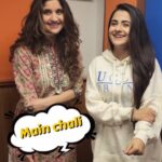 Debattama Saha Instagram - What do ya’ll think about this jugalbandi? 🤩 Comment below 👇🏻 #radiocity #aarchukesaath #singingmodeon @radiocityindia @archanaapania