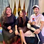 Debattama Saha Instagram - 💫🕊Guess the joke! . . . . . . . . . . . #verylatepost #instagram