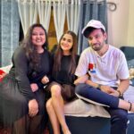 Debattama Saha Instagram - 💫🕊Guess the joke! . . . . . . . . . . . #verylatepost #instagram