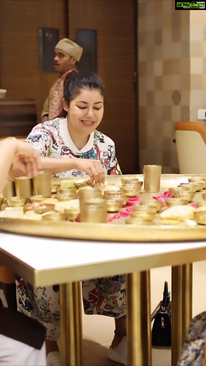 Debina Bonnerjee Instagram - Indeed felt like a #MahaRaja ❤️ This bhog is a must! So yum and great hospitality. Thank you @maharajabhogmumbai @teamashishmaheshwari . . #foodie #love #yum #debinabonnerjee #lunch #birthdaymonth