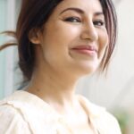 Debina Bonnerjee Instagram - #ad . Sometimes life presses us into endless duties… Which leaves us with very little or no time at all for ourselves. But I believe loving your people around begins from loving yourself first. And I found this super quick facial like glow for the skin with Garnier’s vitamin C sheet mask. It hydrates as well as brightens the skin .. what else when You’re running short of time😇 @garnierindia . #skincare #faciallikeglow #garnier #sheetmask #PostFestiveGlowWithGarnier #garnierindia
