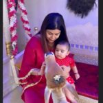 Debina Bonnerjee Instagram - Jai Kamadhenu gai nammo namaha #नामों #नमहा
