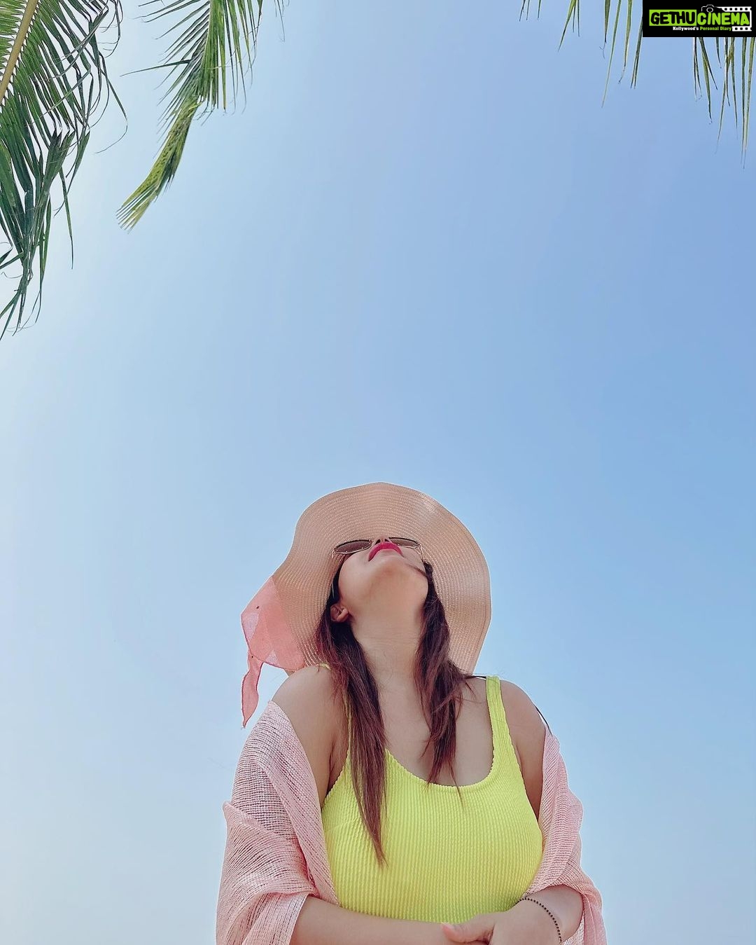 Debina Bonnerjee Instagram - On the beach, you can live in bliss, peace, love…. . . 🏩: @stregisgoaresort #LiveExquisite #SoulfulSanctuary . . #debinabonnerjee #holiday #goa The St. Regis Goa Resort