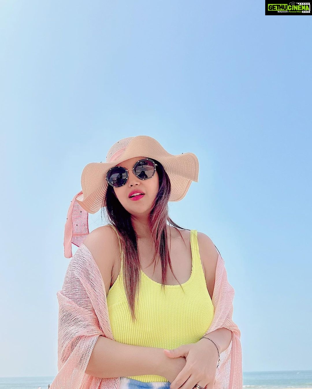 Debina Bonnerjee Instagram - On the beach, you can live in bliss, peace, love…. . . 🏩: @stregisgoaresort #LiveExquisite #SoulfulSanctuary . . #debinabonnerjee #holiday #goa The St. Regis Goa Resort