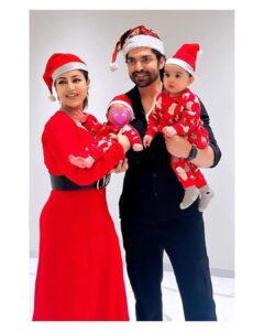 Debina Bonnerjee Instagram - Celebrating Christmas with OUR LOVE ♥️
#merrychristmas 
.
@guruchoudhary @lianna_choudhary