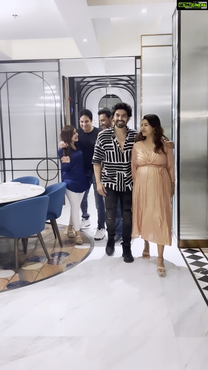 Debina Bonnerjee Instagram - Food Coma with my foodies Worth a try @musaafer.india . . . #reels #foodcoma