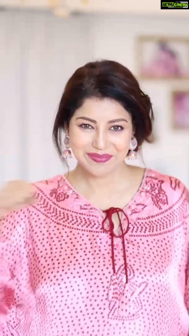 Debina Bonnerjee Instagram - Just for reels 🫠 . . #reels #fun . 📹 @sk_click_a_world 👩🦰 @makeupbyamrinfarooq
