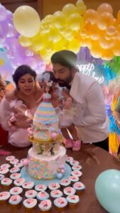 Debina Bonnerjee Instagram - Happy first birthday to our world #LiannaTurnes1 ❤️🧿
.
.
.
.
.
.
#liannachoudhary #debinabonnerjee #gurmeetchoudhary #reels #trendingreels #happybirthday