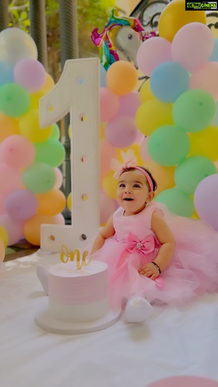 Debina Bonnerjee Instagram - Our baby turns #one and we did a lot of fun ✨💕 As you see from a confused-cranky expression to digging her spoon-hand and loving every bite of her healthy yum-yum cake she’s for sure having a blast and like always seeing her happy our heart is full ❤️ “THANK YOU EVERYONE FOR ALL THE WISHES” . #liannaturns1 #birthday #celebration #love #blessings #goodvibes ✨🧿