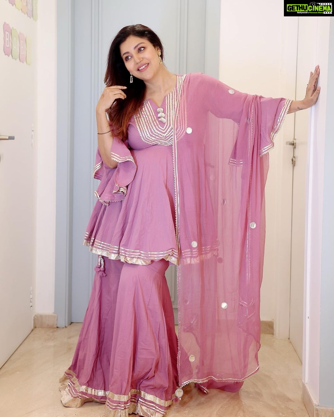 Debina Bonnerjee Instagram - Festive feels … 🌸 . . . Suit @bunaai 📷 @sk_click_a_world